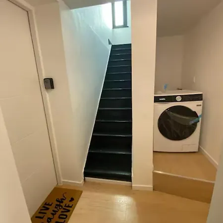 Souplex Laverie Jardin Parking Margareth